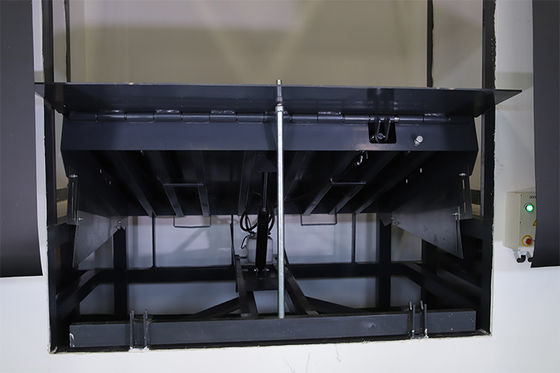 ロード / 卸荷 エリア プッシュボタン付き 水力ドックレベル 50HZ